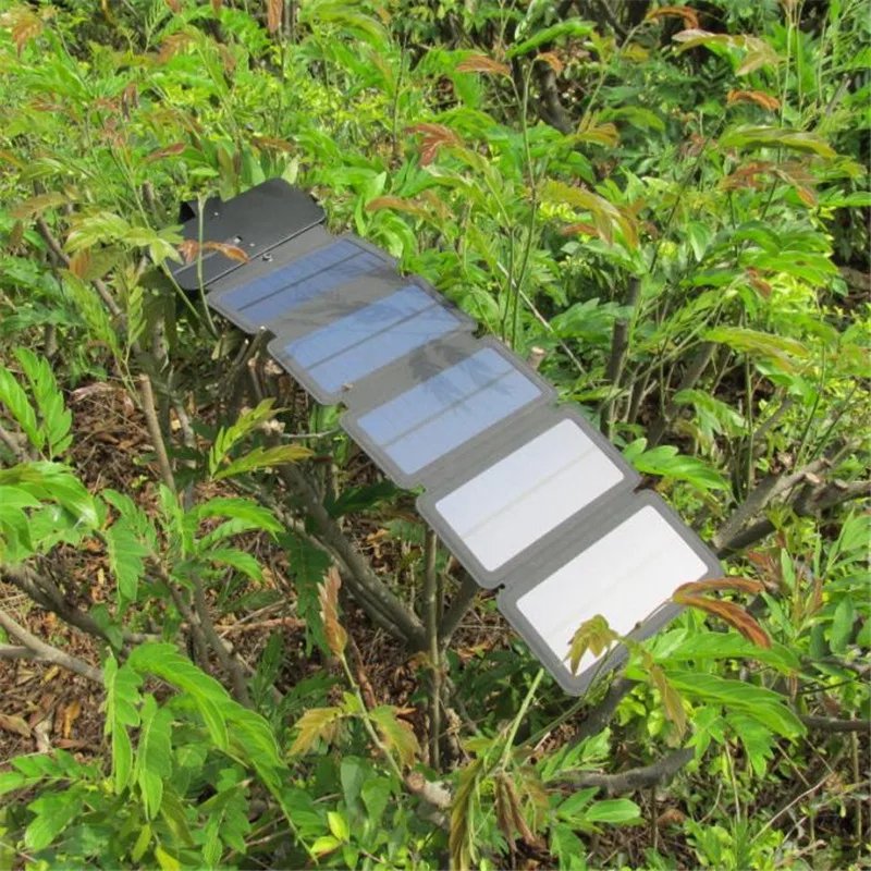 Folding Solar Charger - BIT OF THIS BIT OF THAT